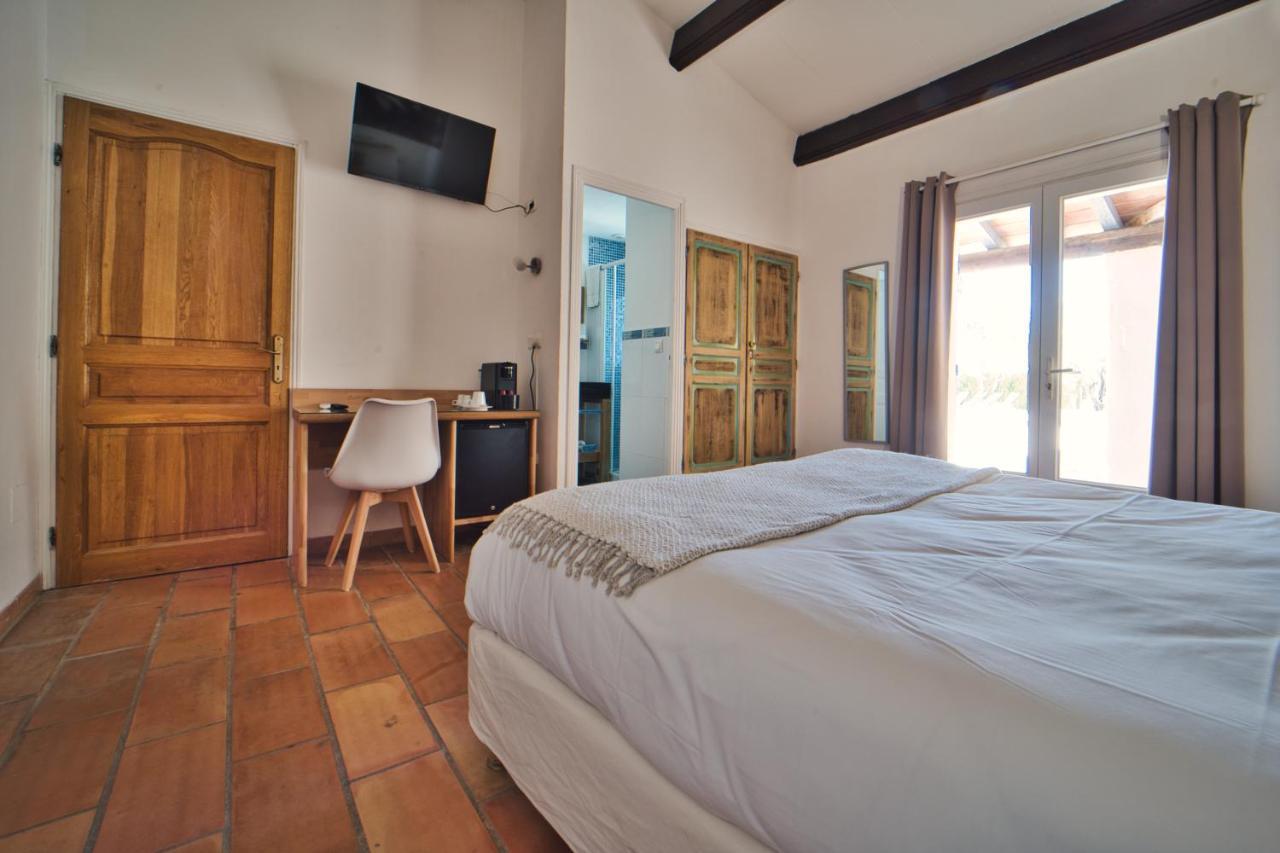 Mas De Calabrun Hotel Saintes-Maries-de-la-Mer Ngoại thất bức ảnh