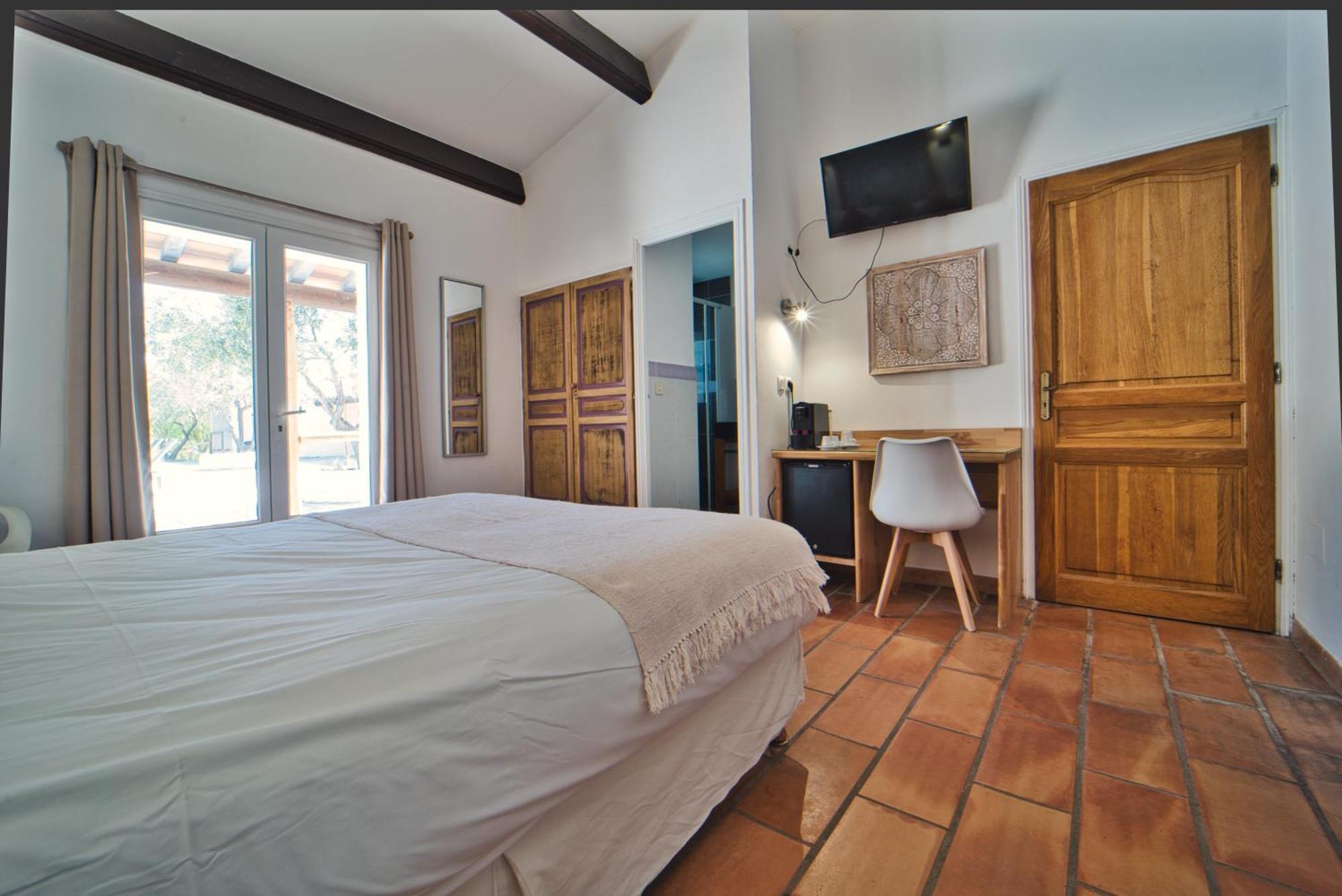 Mas De Calabrun Hotel Saintes-Maries-de-la-Mer Ngoại thất bức ảnh