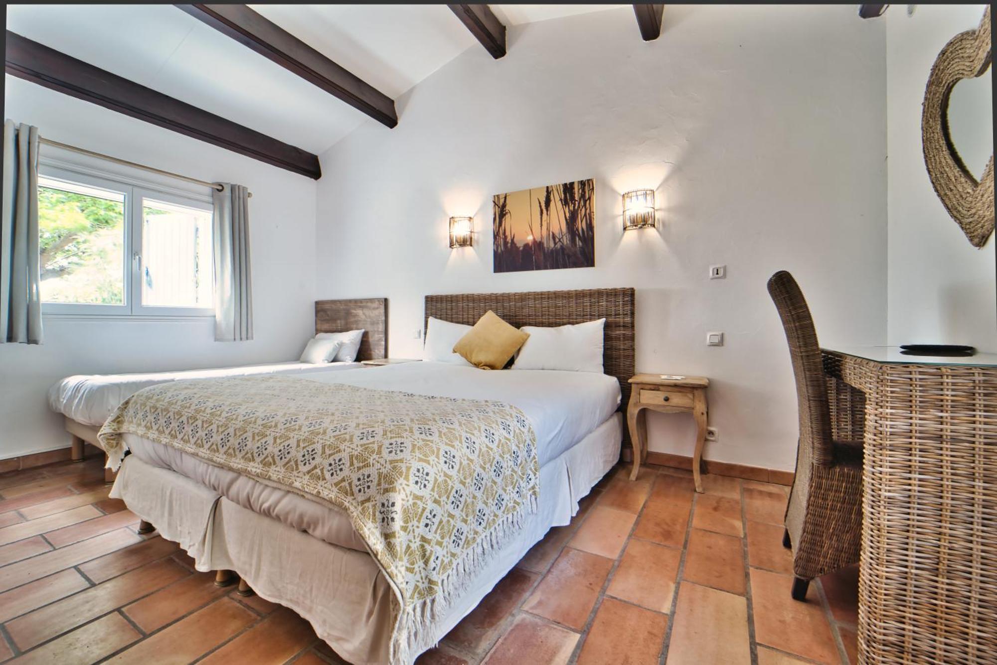 Mas De Calabrun Hotel Saintes-Maries-de-la-Mer Ngoại thất bức ảnh
