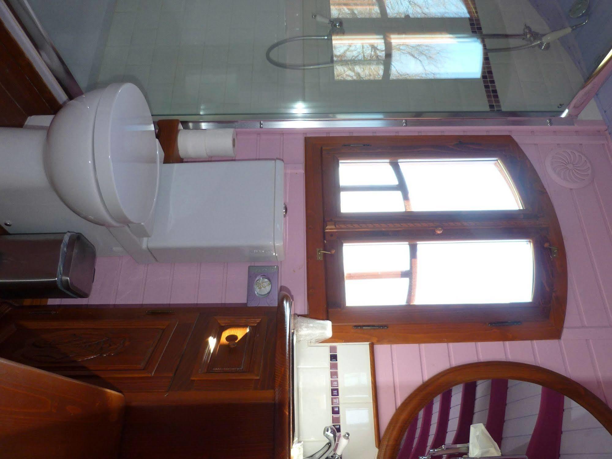Mas De Calabrun Hotel Saintes-Maries-de-la-Mer Ngoại thất bức ảnh