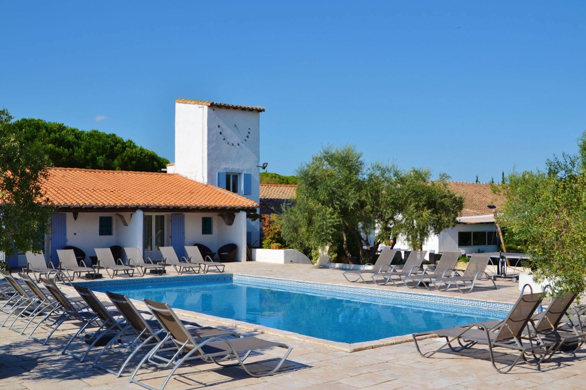 Mas De Calabrun Hotel Saintes-Maries-de-la-Mer Ngoại thất bức ảnh